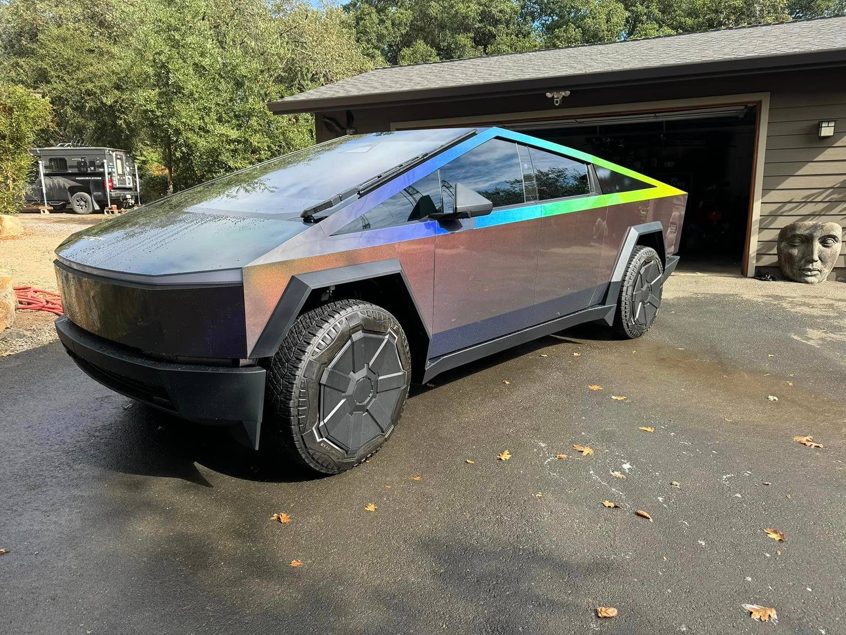 Tesla Cybertruck COLOR SHIFT / FADE / CHAMELEON Vinyl Wrap & PPF Cybertruck -- Photos & Videos 3M 2080 Gloss Flip Psychedelic Vinyl Wrap on Cybertruck with false window wrap & window tints 1
