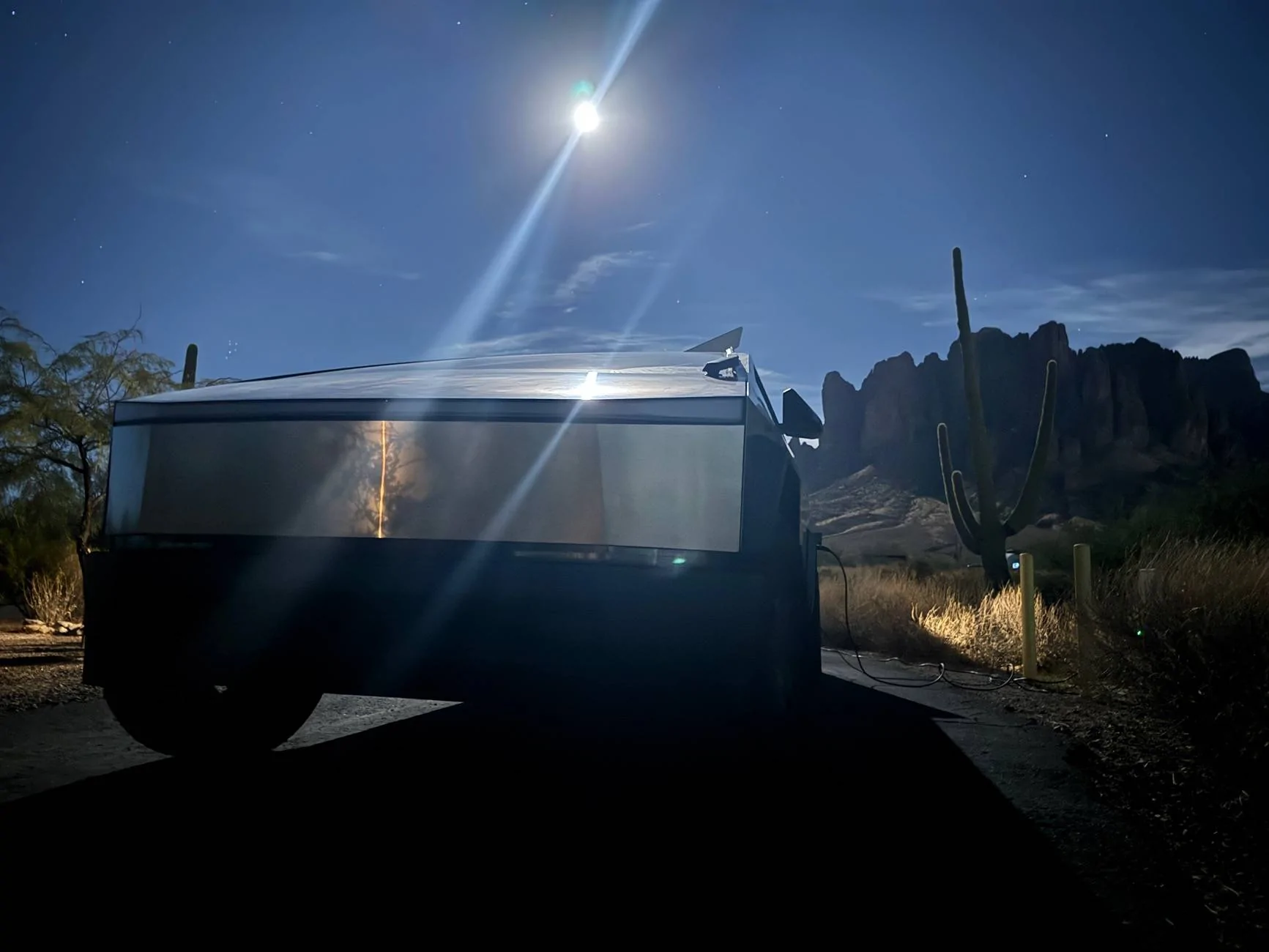 Tesla Cybertruck 🎃🕸️🐉 GIVEAWAY RealWheels EV Cybertruck of the Month Contest (RWCev CTOTM) - October 2024 🐉🕸️🎃 IMG_0705