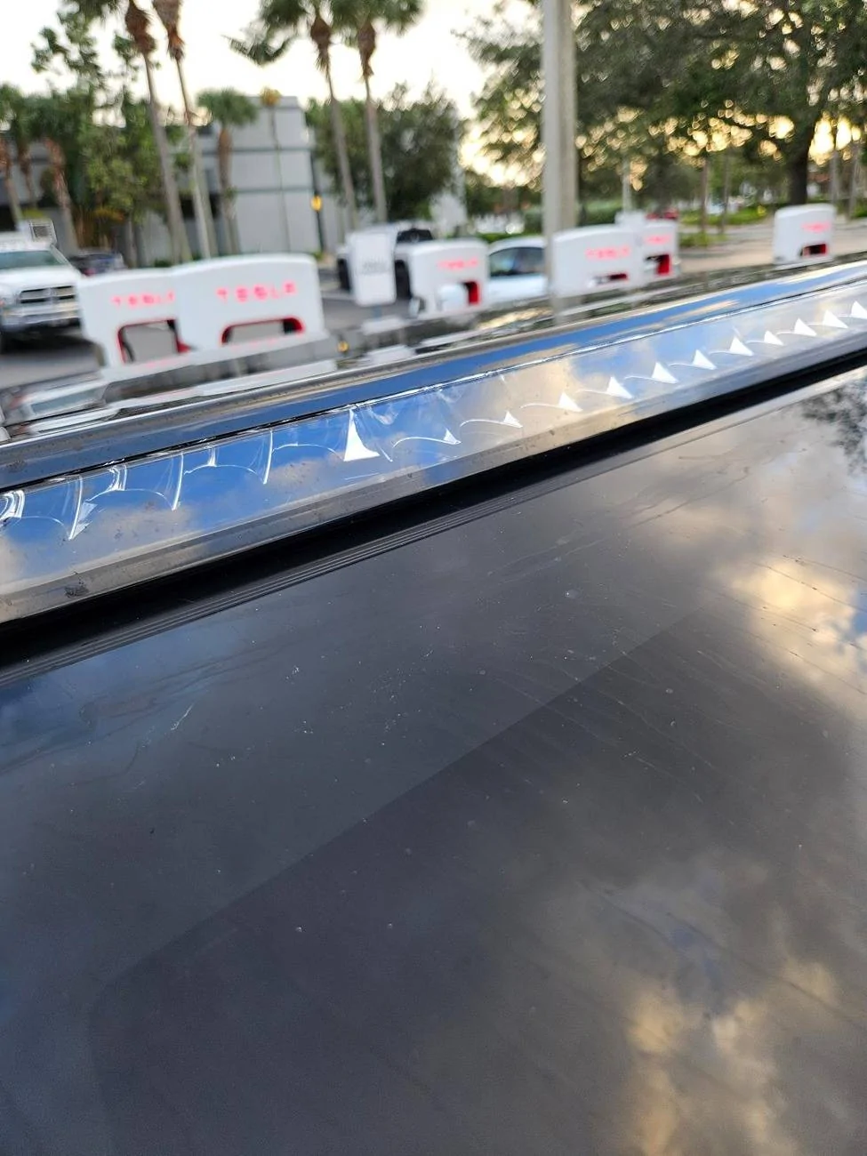 Tesla Cybertruck Offroad Light Bar Installed by Service Center! Menu first look: Ditch Lights & Flood Flights functions signal-2024-10-19-181425_007