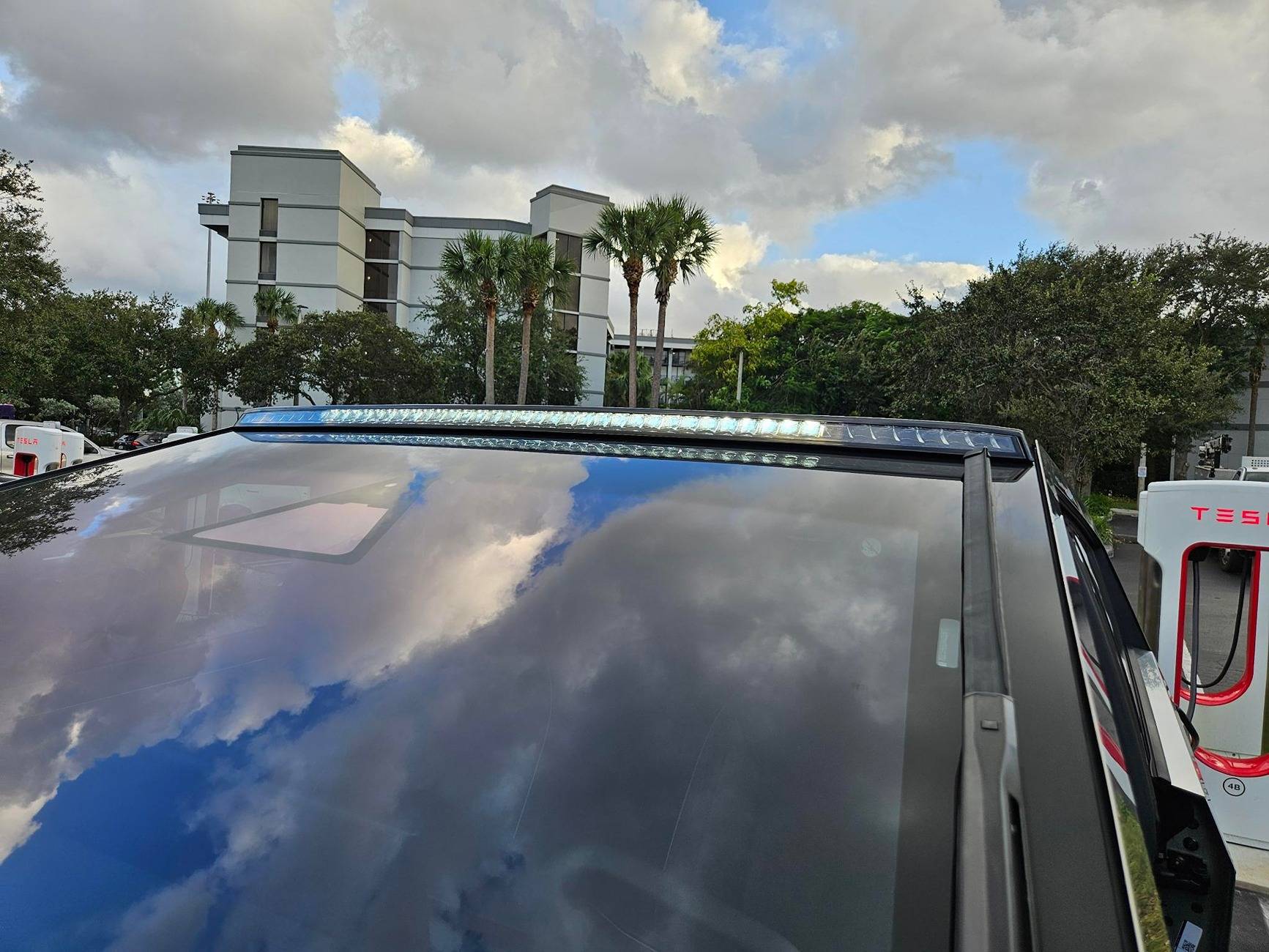 Tesla Cybertruck Offroad Light Bar Installed by Service Center! Menu first look: Ditch Lights & Flood Flights functions signal-2024-10-19-181215_002