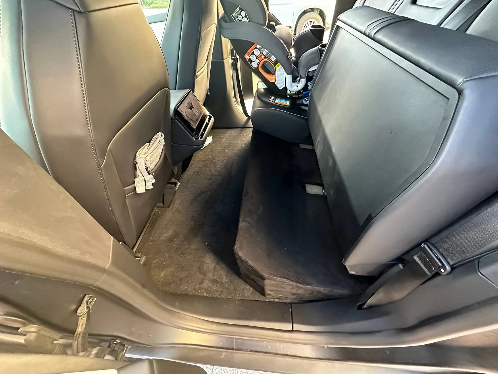 Tesla Cybertruck Aftermarket subwoofer, ported box, and custom 120V amp install in Cybertruck 4B21DC64-244E-4E29-8208-5A914979AC9DIMG_6852