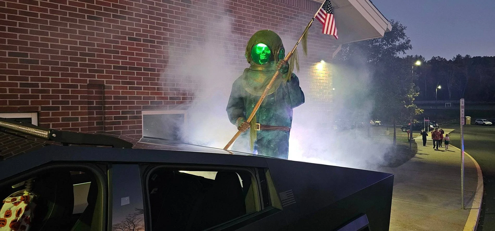 Tesla Cybertruck 🎃 Halloween Cybertrucks! 👻 Halloween Cybertruck 3