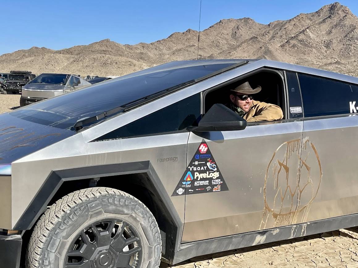 Tesla Cybertruck Compilation: Off-Road Aftermarket Accessories & Parts IMG_8142