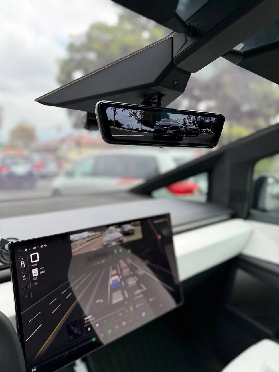 Tesla Cybertruck How to improve the safety of Cybertruck while driving? rearview mirror