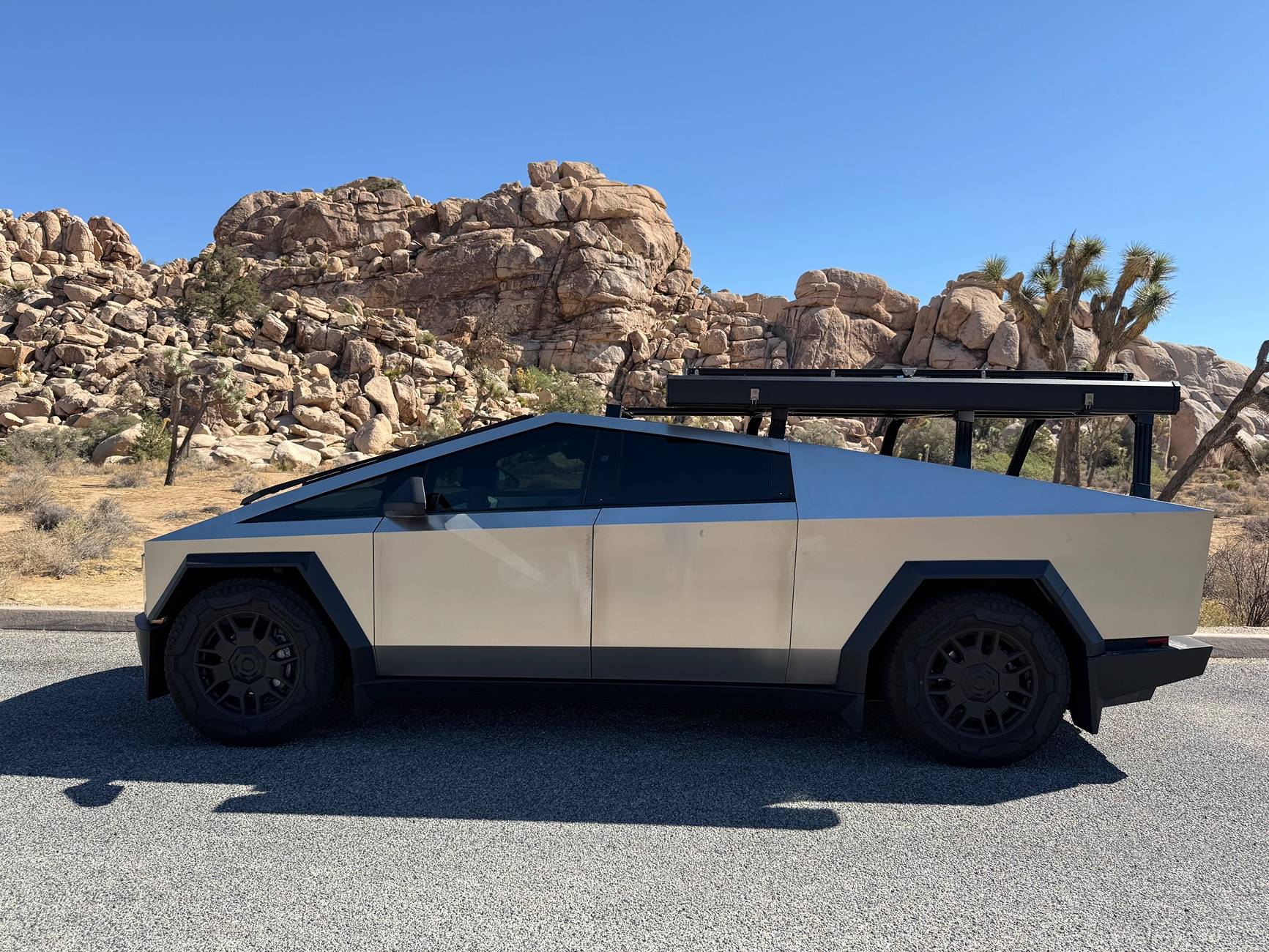 Tesla Cybertruck Review - CYBERTRUCKco Molle Rack and full comparison tempImageqVkpPt