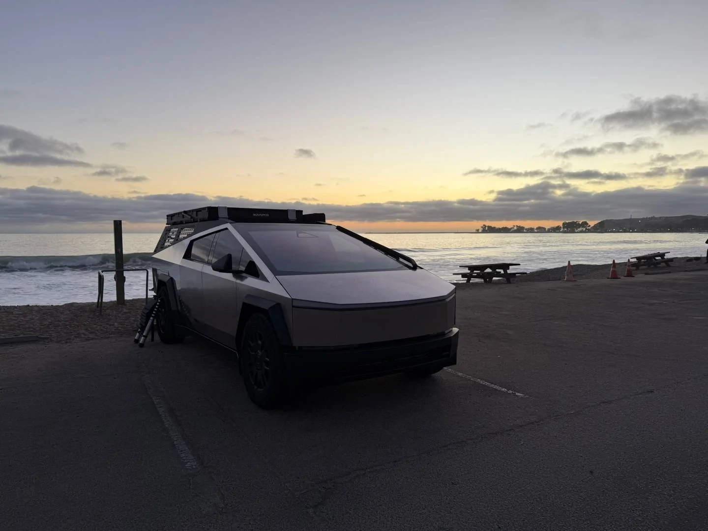 Tesla Cybertruck Review - CYBERTRUCKco Molle Rack and full comparison IMG_4576