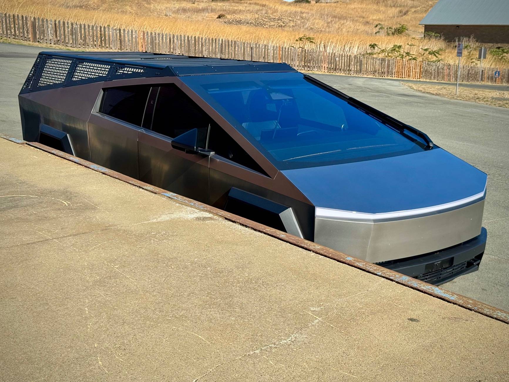 Tesla Cybertruck Urander Bed Rack - feedback, impressions, review? Urander_1