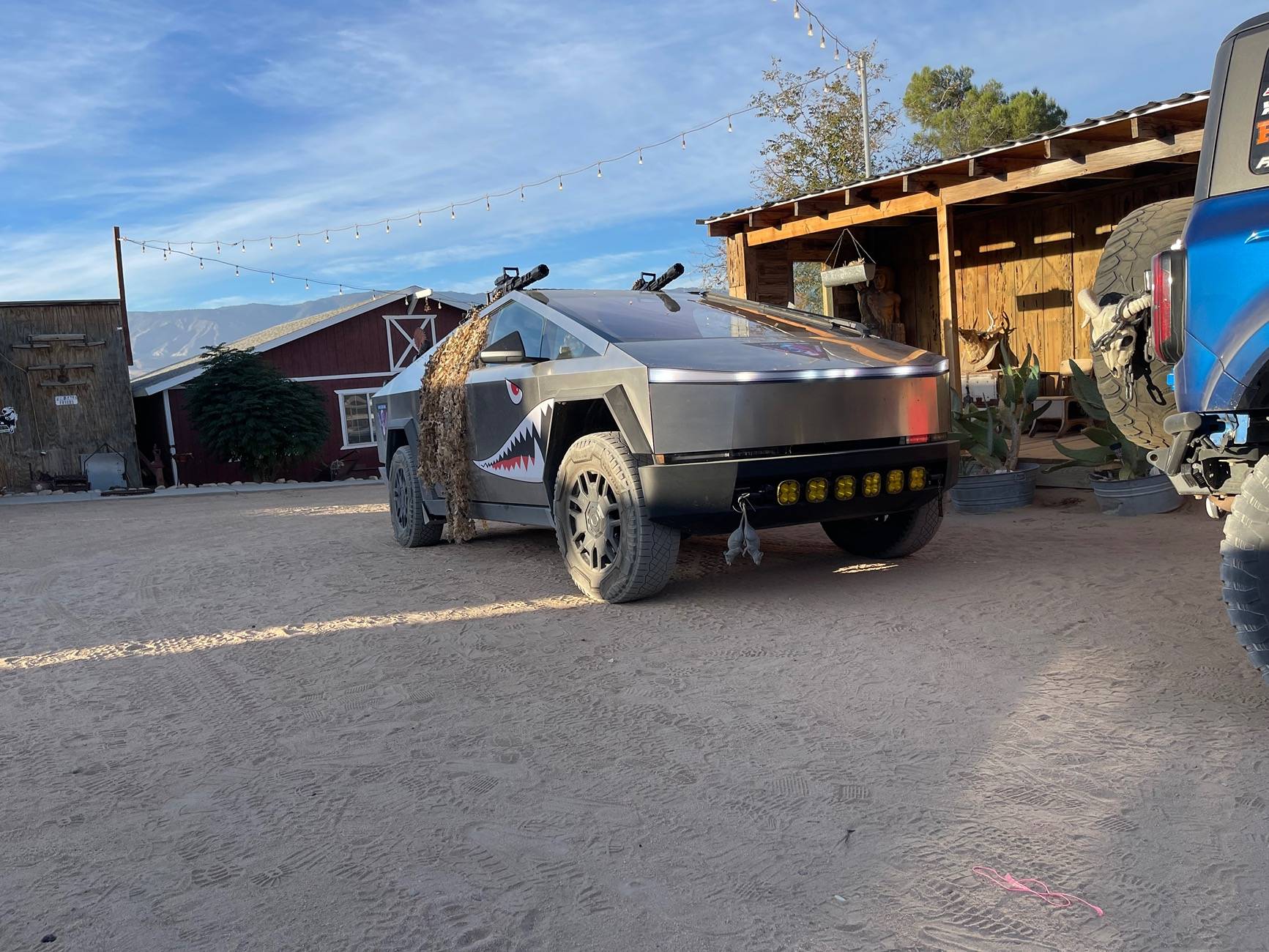 Tesla Cybertruck Compilation: Off-Road Aftermarket Accessories & Parts IMG_7884