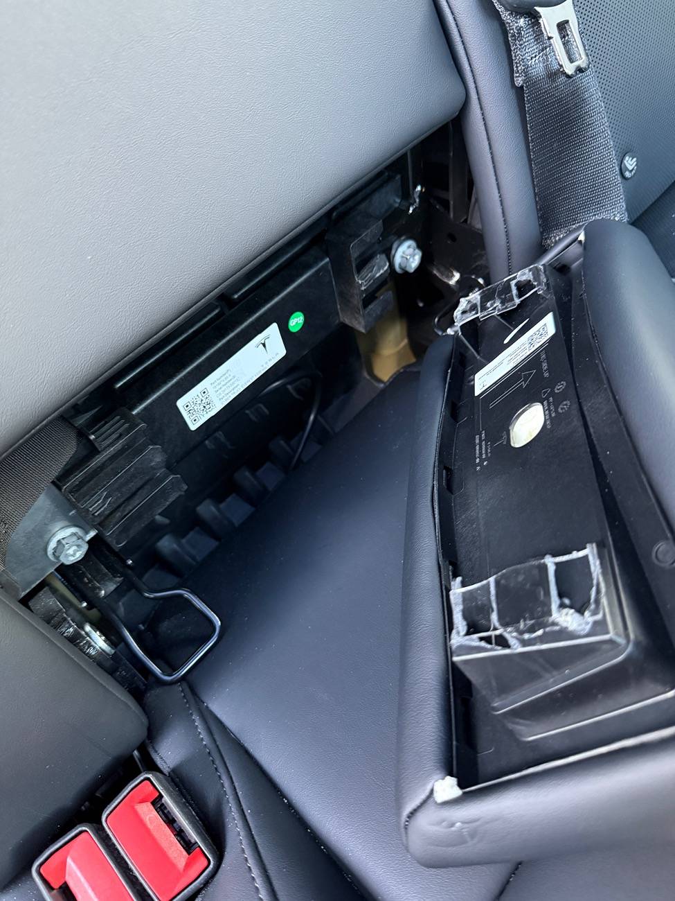 Tesla Cybertruck Rear Seats Appear Loose and Exposed Hardware Behind Them? IMG_5751