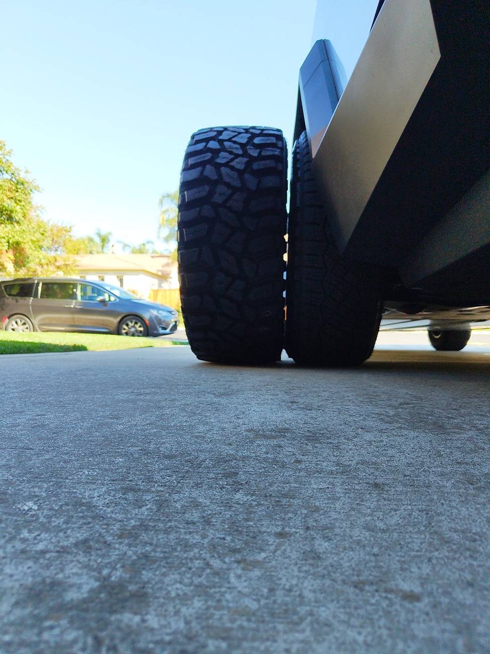 Tesla Cybertruck Cooper Mud Tires - Waiting for Beadlock wheels IMG_20240929_102331662