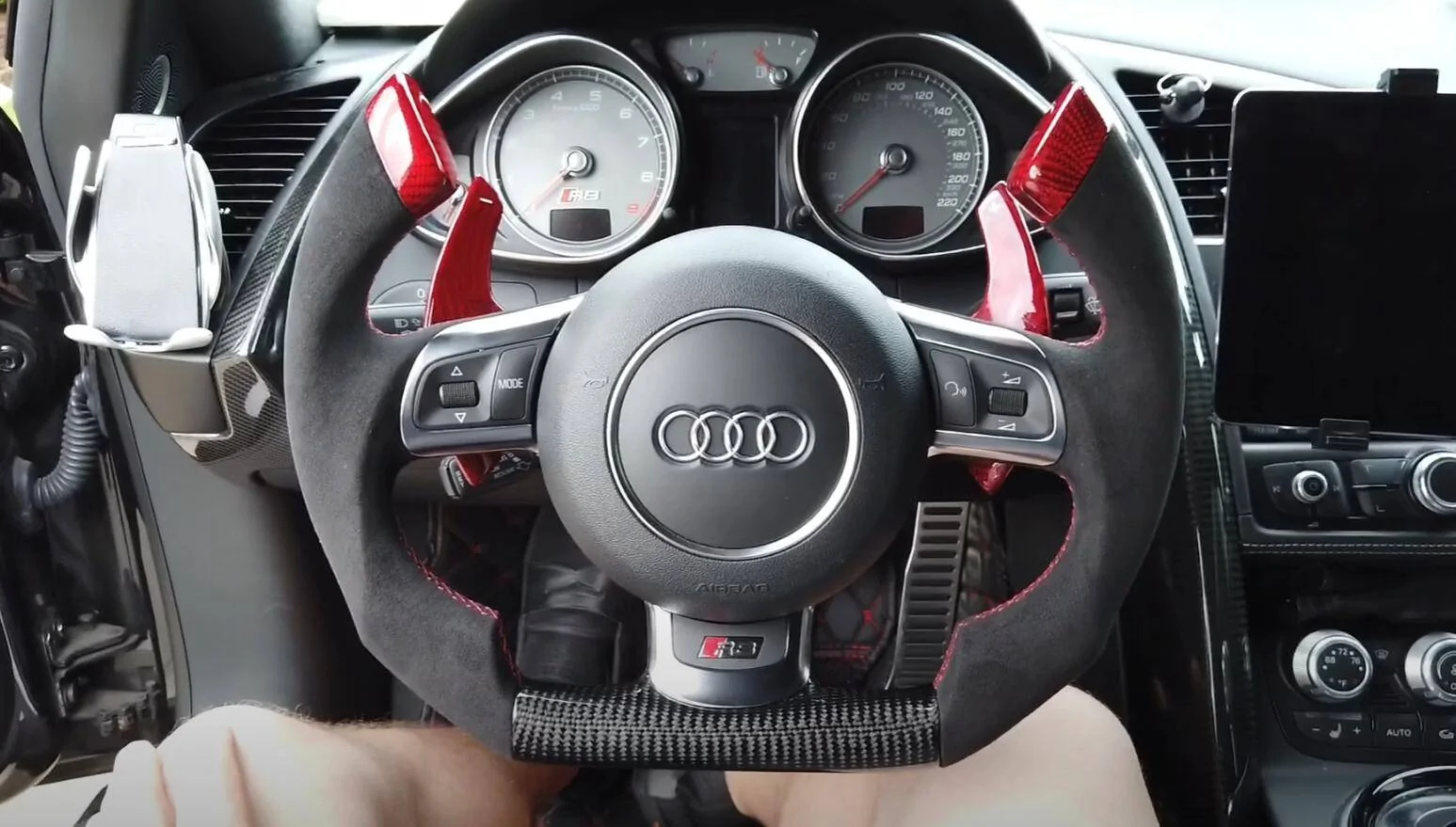 Tesla Cybertruck Converting the Squircle into a Yoke 1729788817262-ha