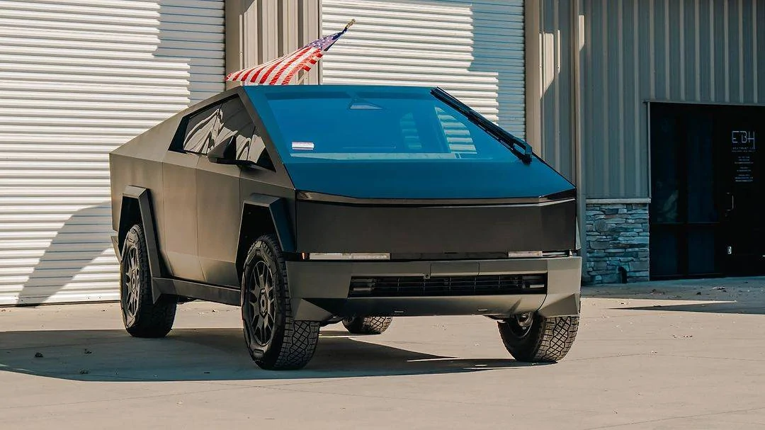 Tesla Cybertruck BLACK Vinyl Wrap & PPF Cybertruck -- Photos & Videos 464237110_18353515690185462_485008677213129717_n