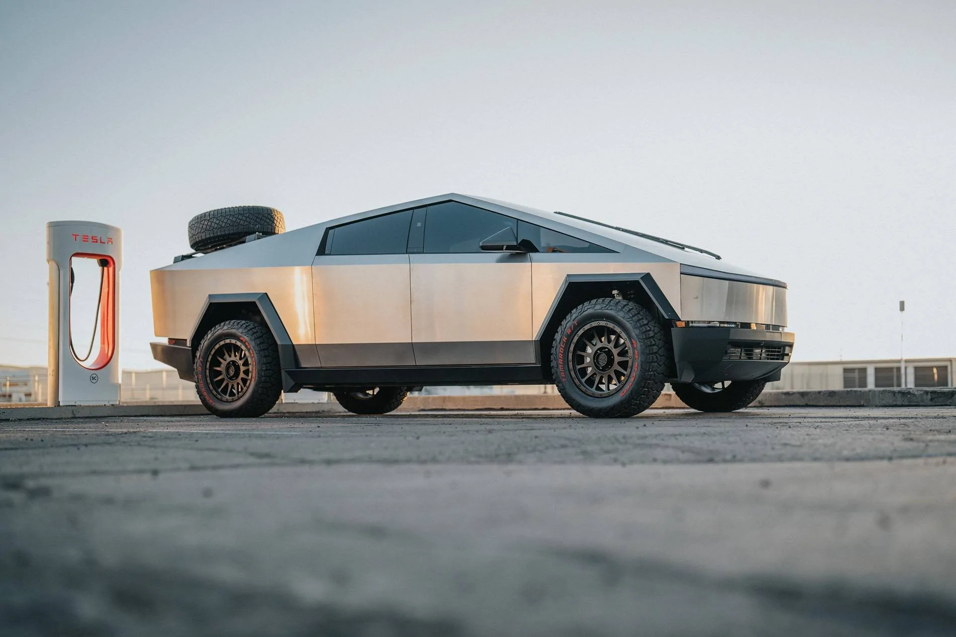 Tesla Cybertruck Most Versatile Mounting Accessories for the Cybertruck: Roof Racks, Tire Rack, Crossbars and More 1729877635664-tm