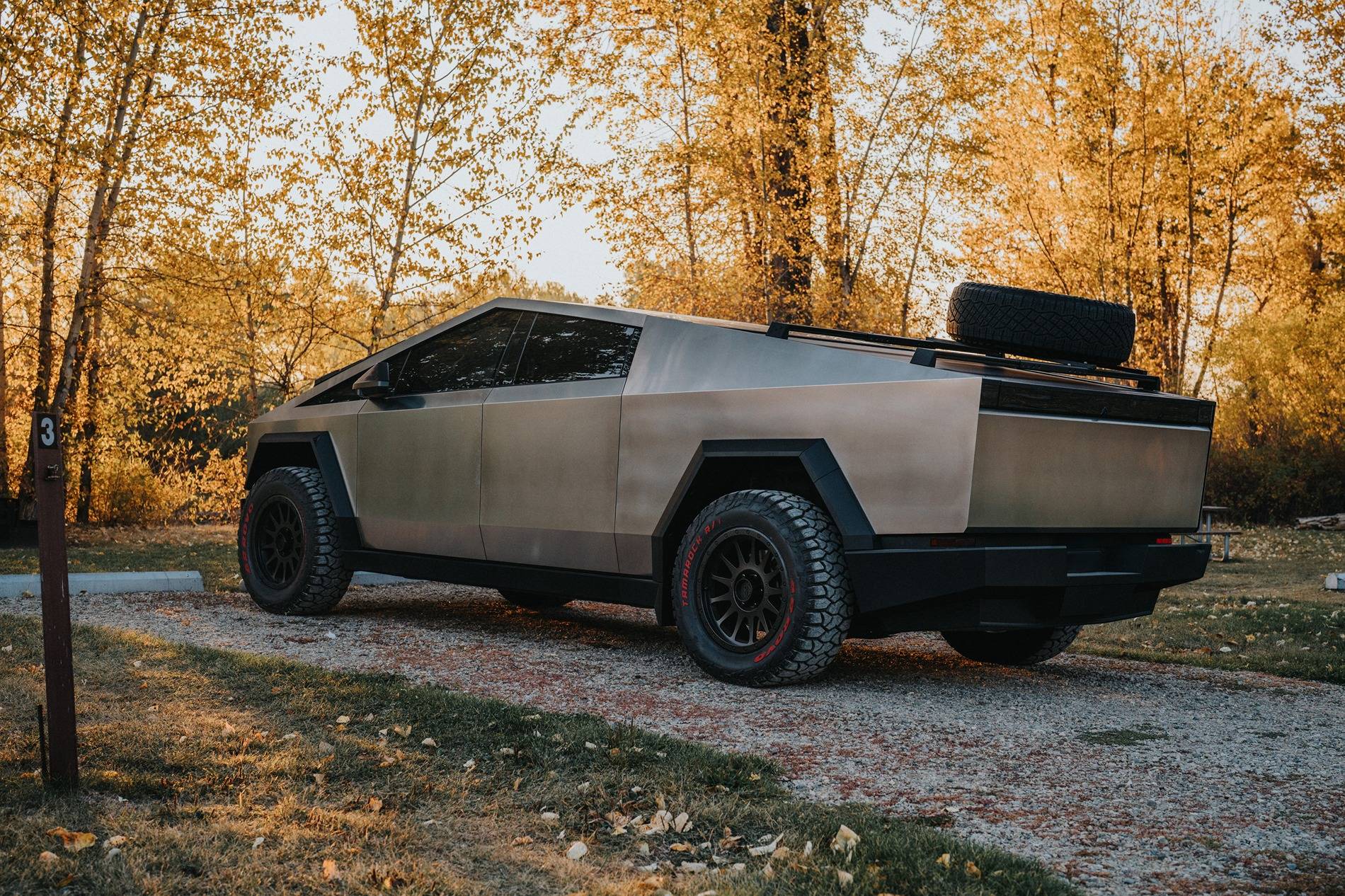 Tesla Cybertruck Most Versatile Mounting Accessories for the Cybertruck: Roof Racks, Tire Rack, Crossbars and More 1729877704495-nx