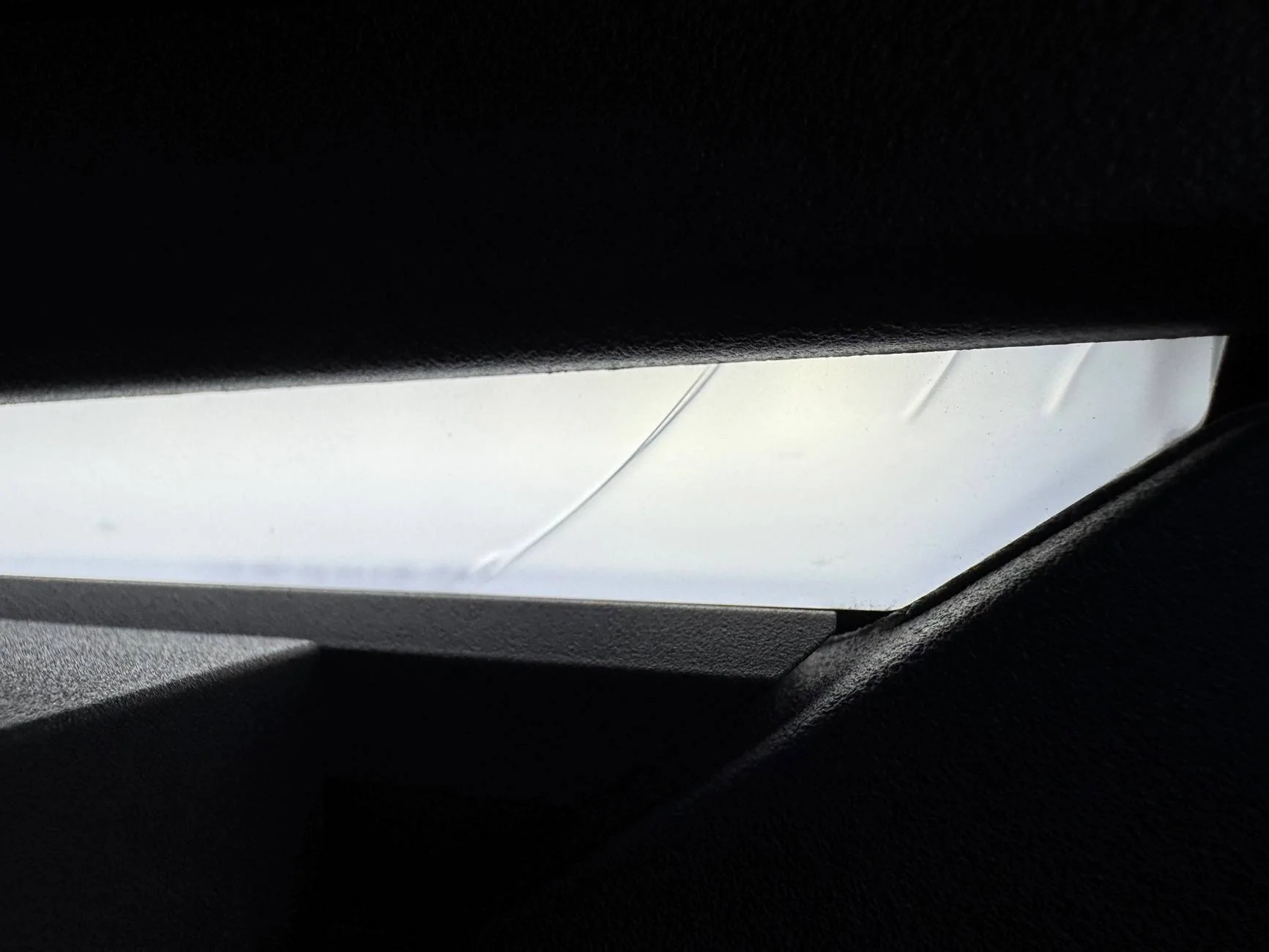 Tesla Cybertruck Cracking in rear truck bed LED lights IMG_5542