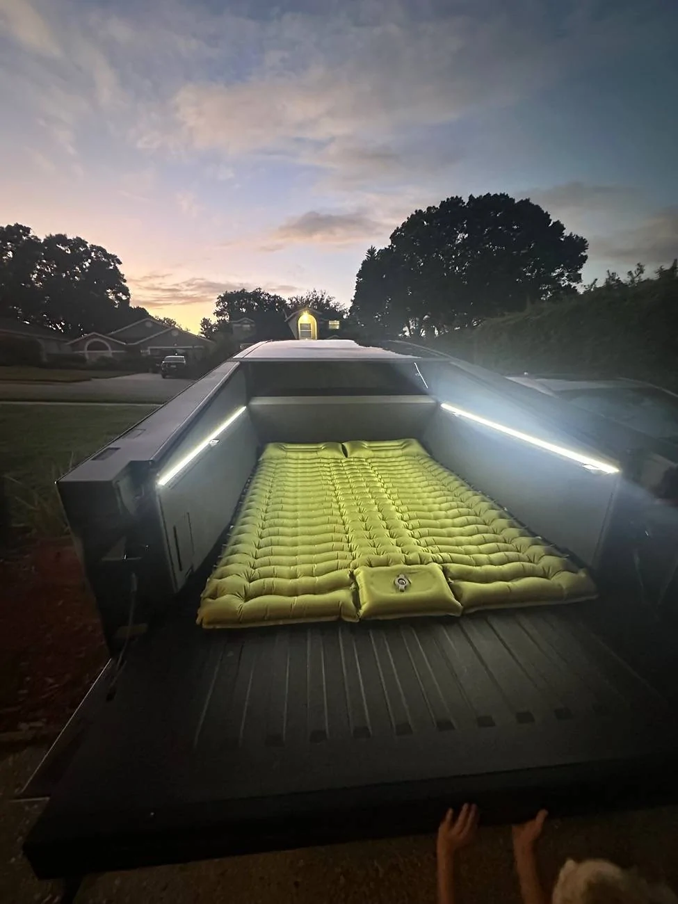 Tesla Cybertruck Teslaunch Airmatress for Cybertruck Review IMG_0969