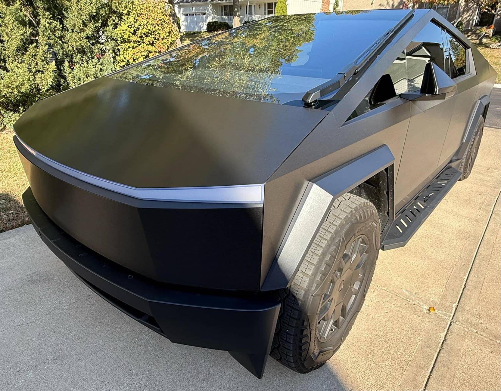 Tesla Cybertruck Get 22% off on Running Baords! See Real Customer Feedback inside! 6ce8741adf2f8c492a48d84b114a186