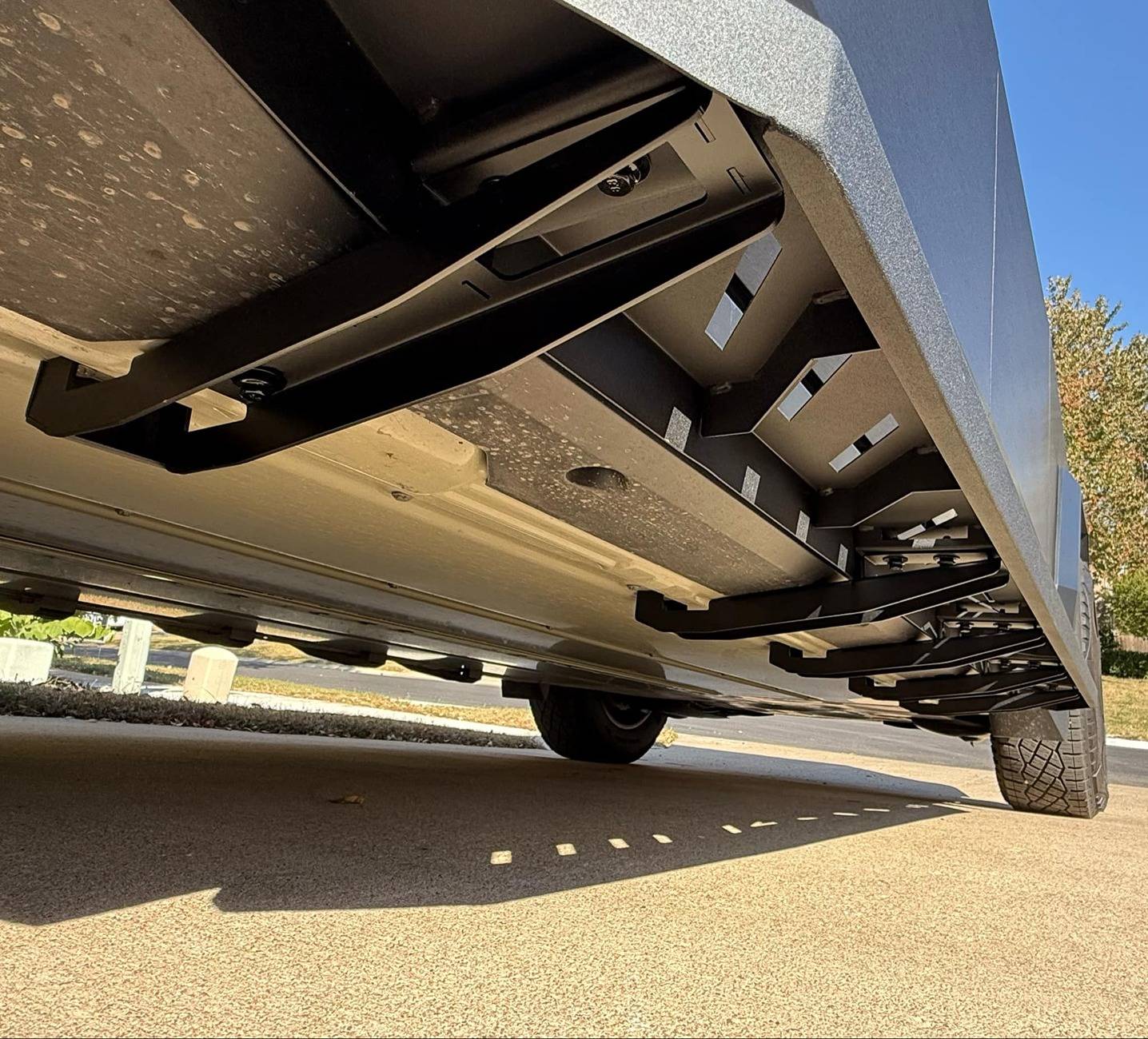 Tesla Cybertruck Get 22% off on Running Baords! See Real Customer Feedback inside! 2f370b1664bb87734e9f6eaab90d5d9