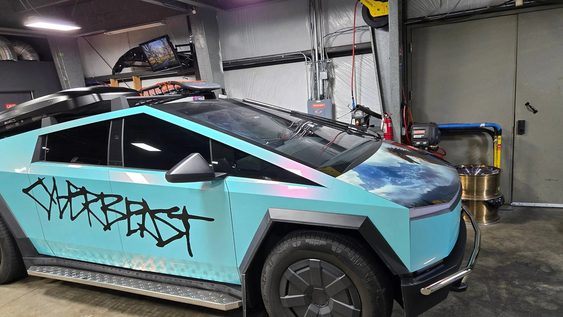 Tesla Cybertruck (Pure PPF) Cybertruck wrapped in Gloss Ivory 20241022_173835