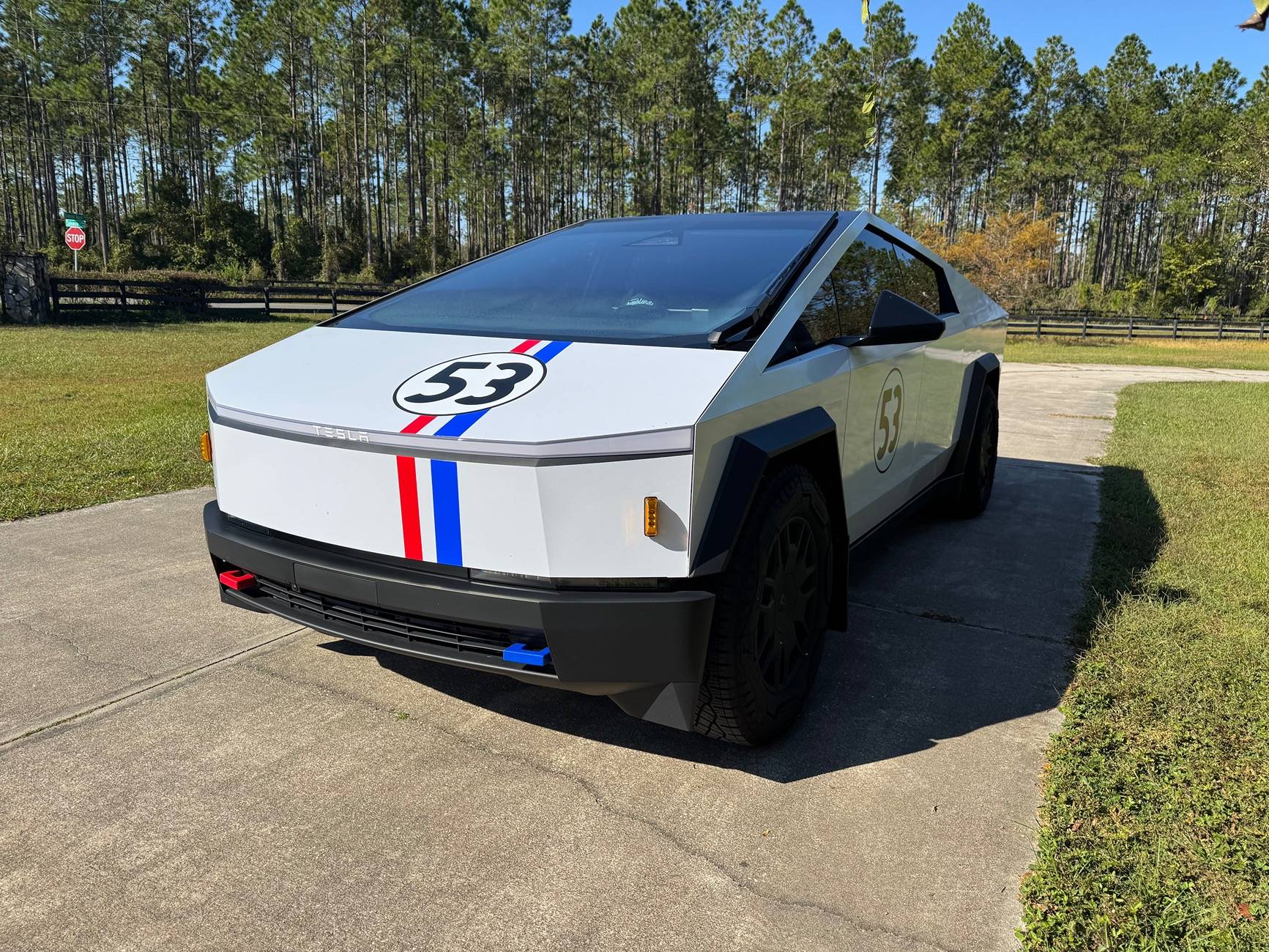 Tesla Cybertruck BestEvMod-🎃 Trick or Treat: Win a $100 Prize This Halloween! 🎃 IMG_9360