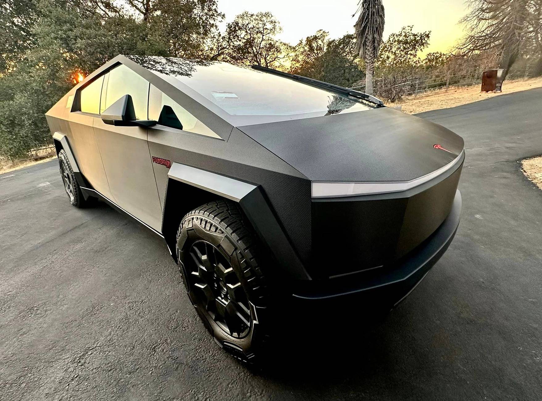 Tesla Cybertruck 3M 2080 Black Carbon Fiber Vinyl Wrap Cybertruck 3M 2080 Black Carbon Fiber Vinyl Wrap Cybertruck 2