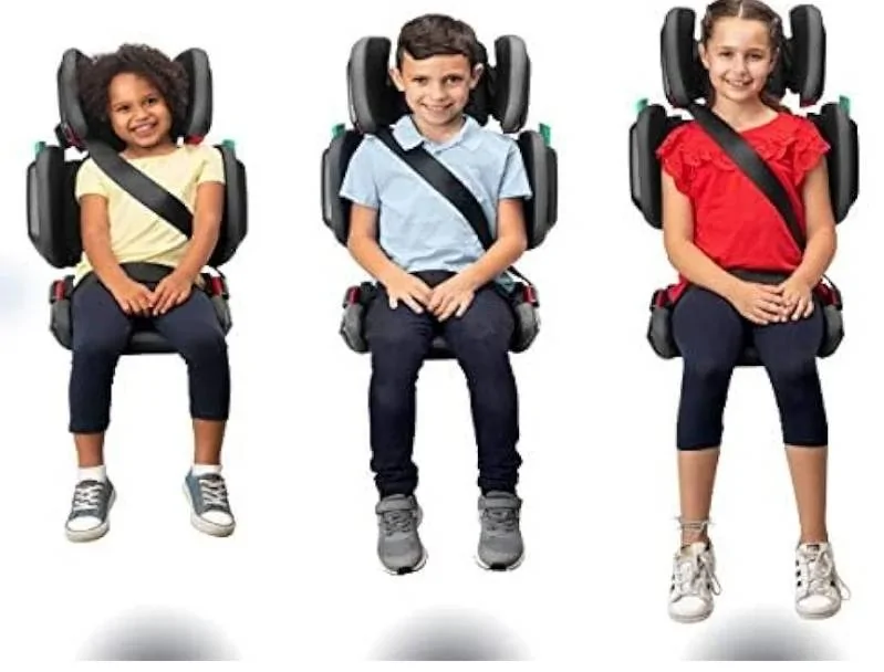 Tesla Cybertruck Rear seat doesn't recline, cushions for kids? 1000013160