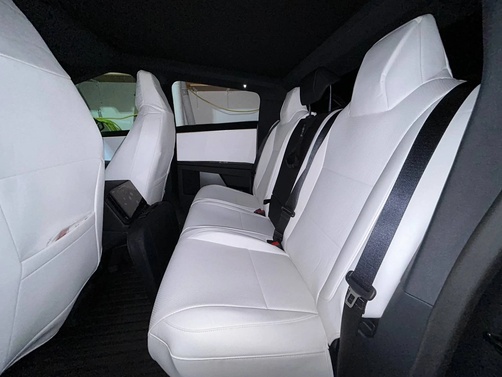 Tesla Cybertruck White seat covers from Elecfresh IMG_0267