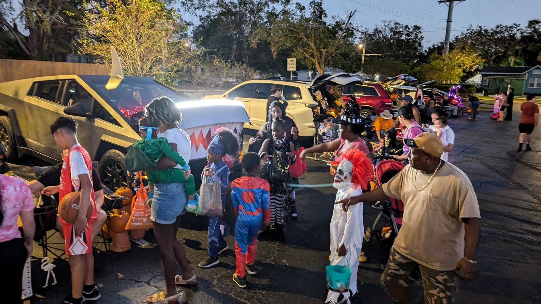 Tesla Cybertruck Share Your Halloween Moments! PXL_20241031_230948066