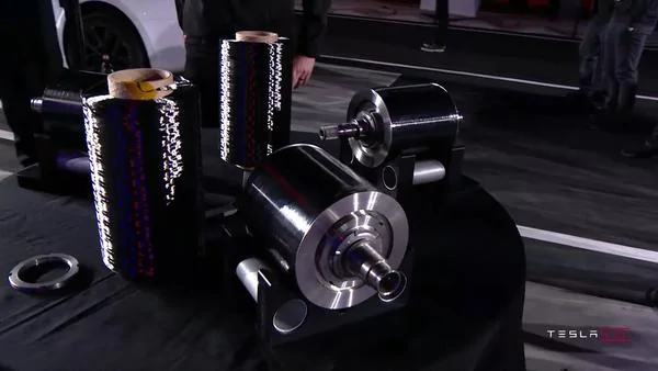 Tesla Cybertruck Carbon wrapped rotor motor… s%2F3_ce870711-09d4-4c32-bcb5-3b8f6153248c_600x600