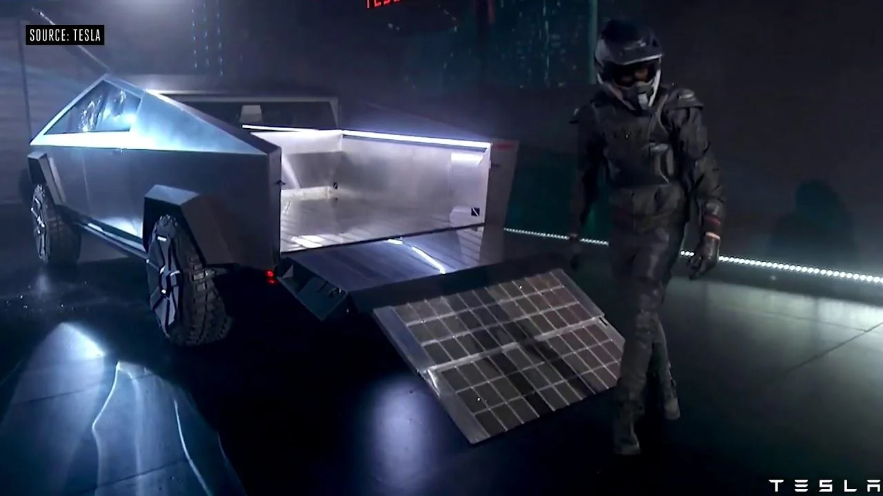 Tesla Cybertruck Building contractor & Ford Pickup owner says Cybertruck should be better work truck than Lightning iu-6