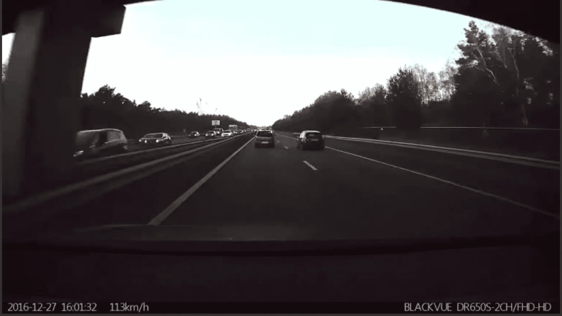 Tesla Cybertruck Anyone else concerned about fog without radar? 01_bridg