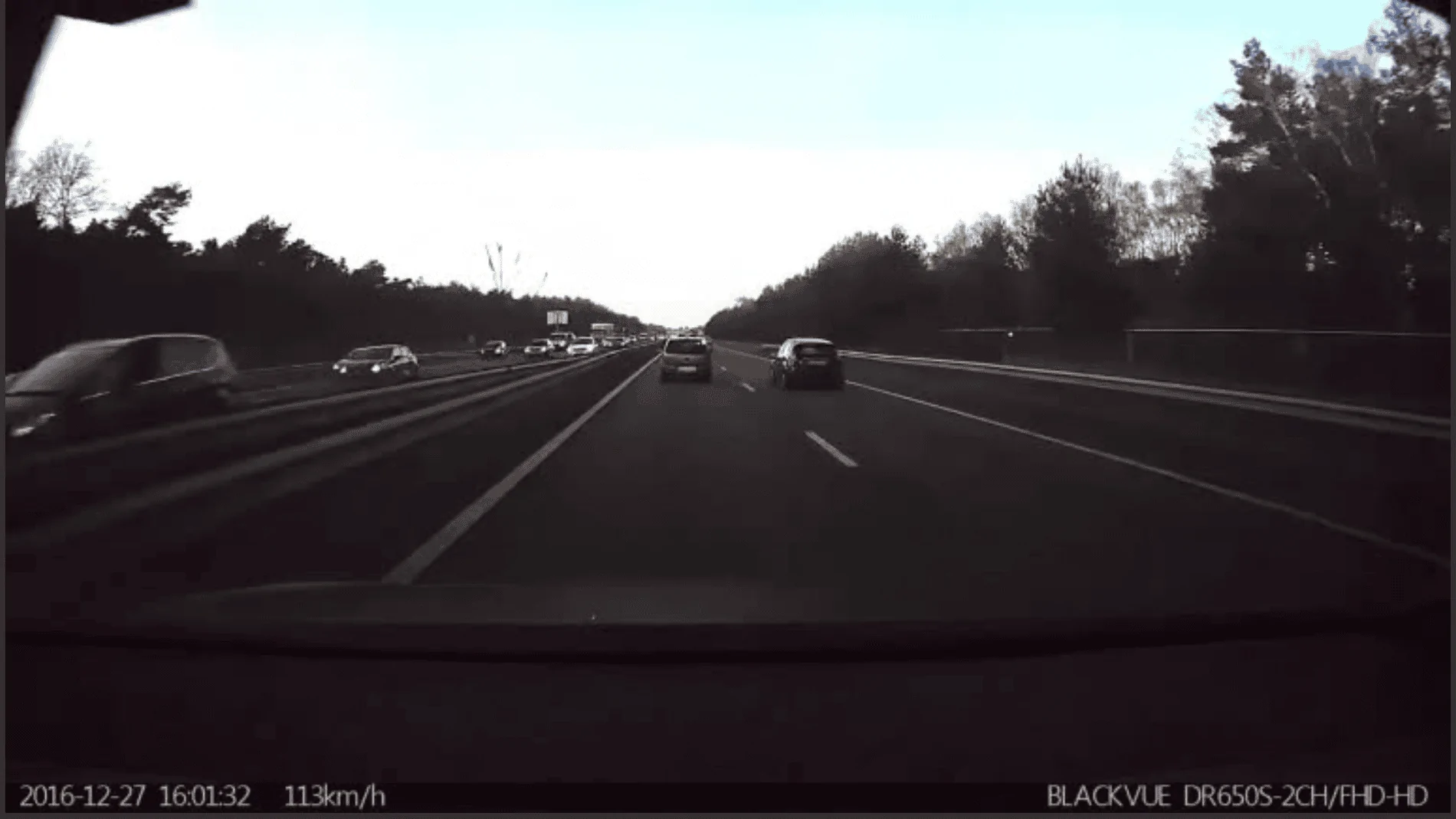 Tesla Cybertruck Anyone else concerned about fog without radar? 02_bridg