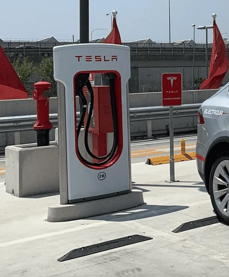 Tesla Cybertruck More Details on Supercharger sharing with non-Tesla cars (from Q2 2021 earnings call) DualSC