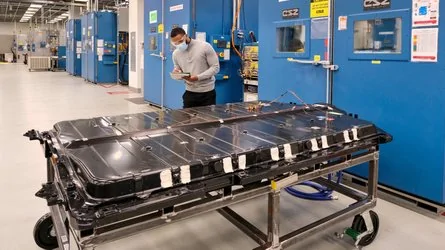 Tesla Cybertruck NC Mine Delay Could Affect Tesla's 2022–2023 Lithium Supply ultium-battery-pack