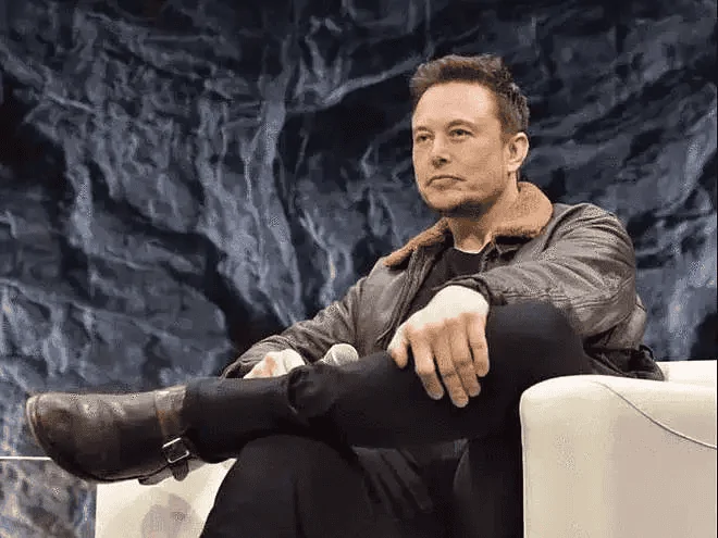 Tesla Cybertruck China Cybertruck owner-Do you think Cypertruck works better with Alpha Dog？ CT-63
