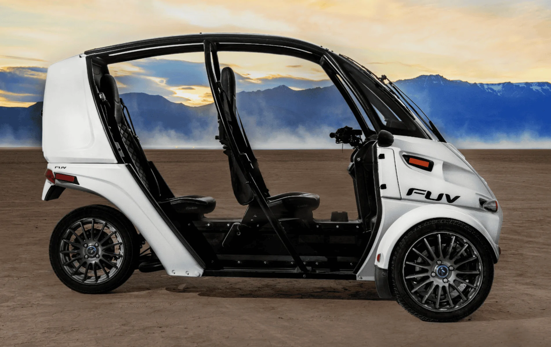 Tesla Cybertruck CT Companion vehicle - model 2, Aptera or other 1628198573532