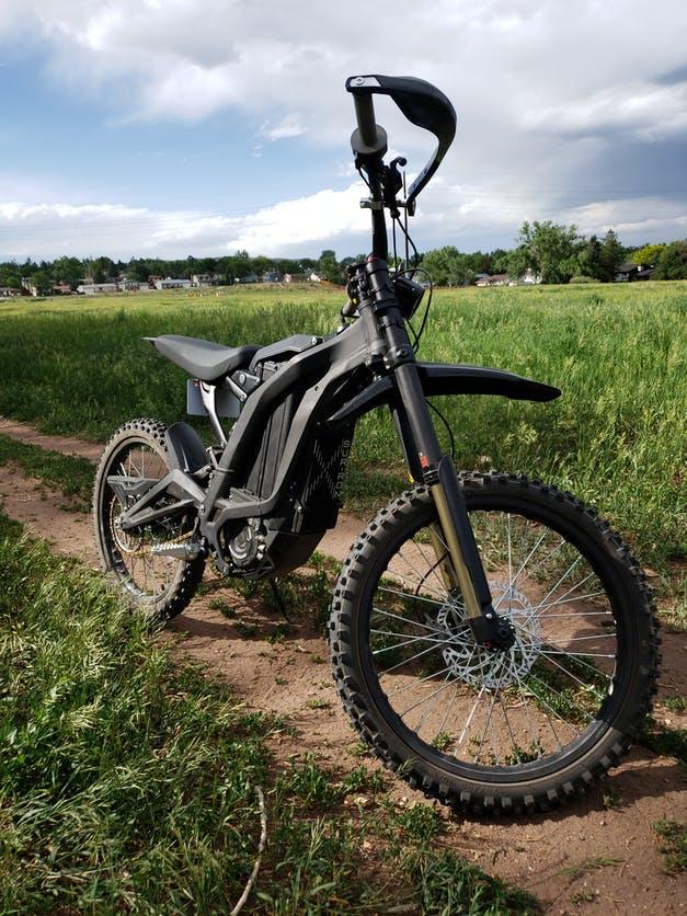 Tesla Cybertruck eBike in Vault 87A98BE6-14E7-4A13-9262-837C585027E0