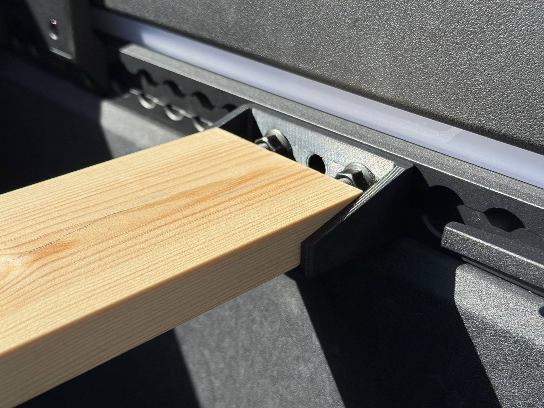 Tesla Cybertruck Free STL - CyberTruck MOLLE panel Bag Hook 3