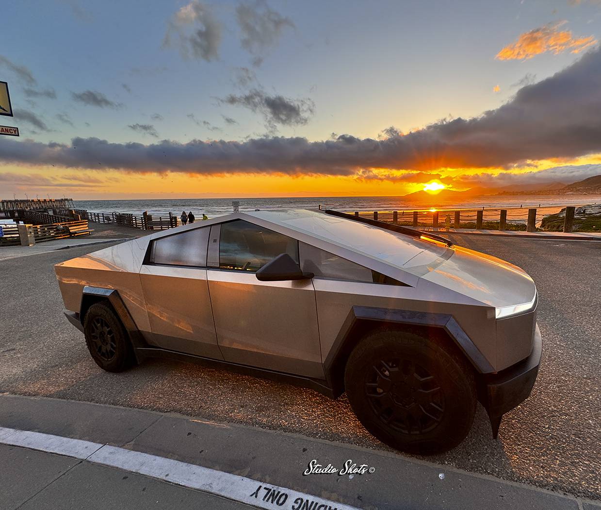 Tesla Cybertruck 📸 Post Your November Cybertruck Photos Here! (RWCev Cybertruck of the Month Giveaway Contest) Cybertruck Ocean sunset cc z sh