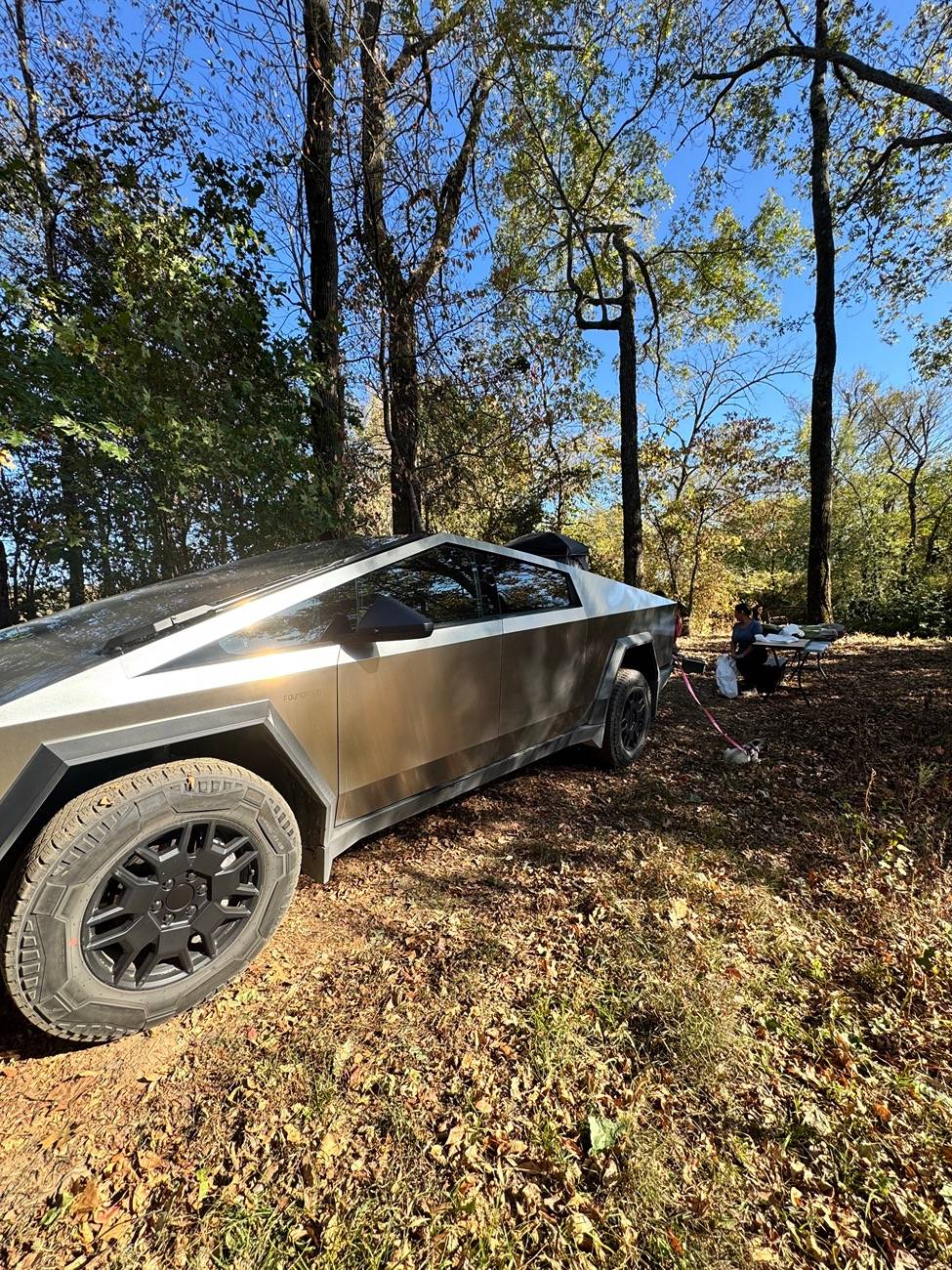 Tesla Cybertruck First time using Camp Mode with CyberTent! -- Review / Experience IMG_1606
