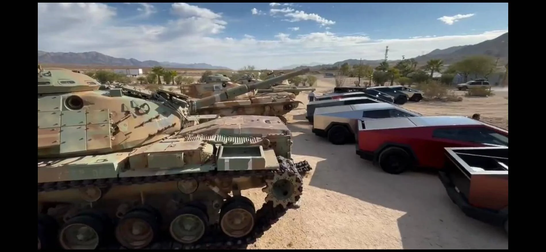 Tesla Cybertruck Cybertruck and Tank size comparison (from latest Cyber Odyssey) IMG_0361
