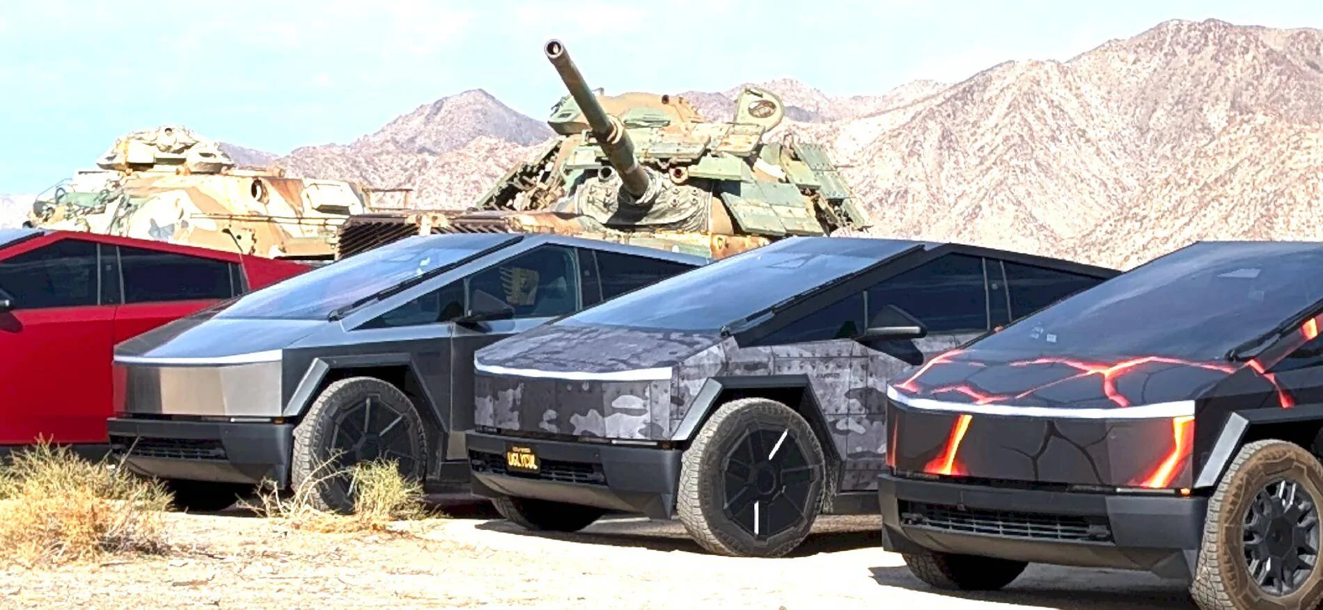 Tesla Cybertruck Cybertruck and Tank size comparison (from latest Cyber Odyssey) IMG_0346