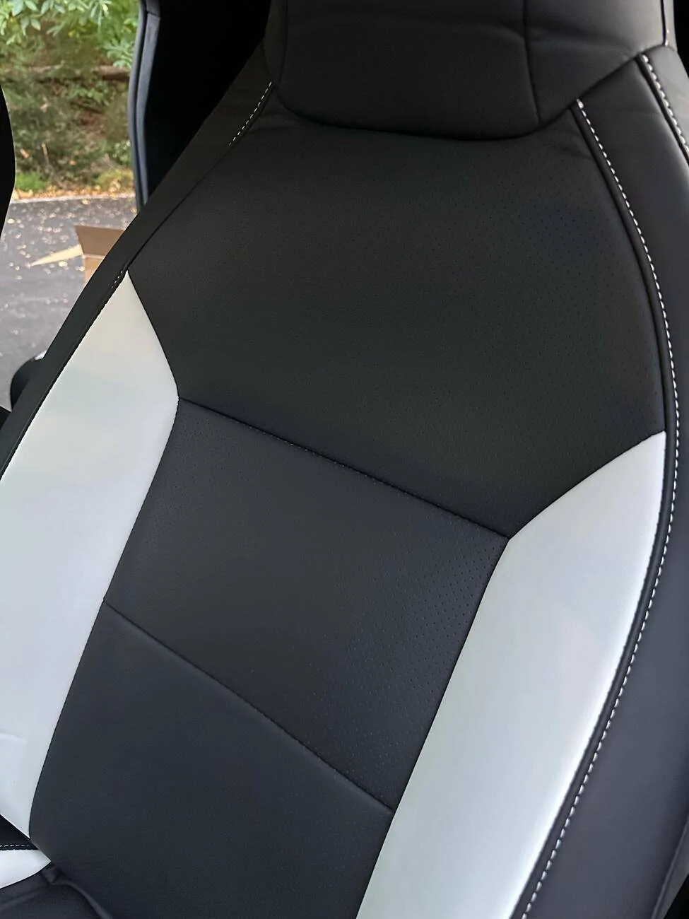 Tesla Cybertruck White seat covers from Elecfresh tempImage3mwclP
