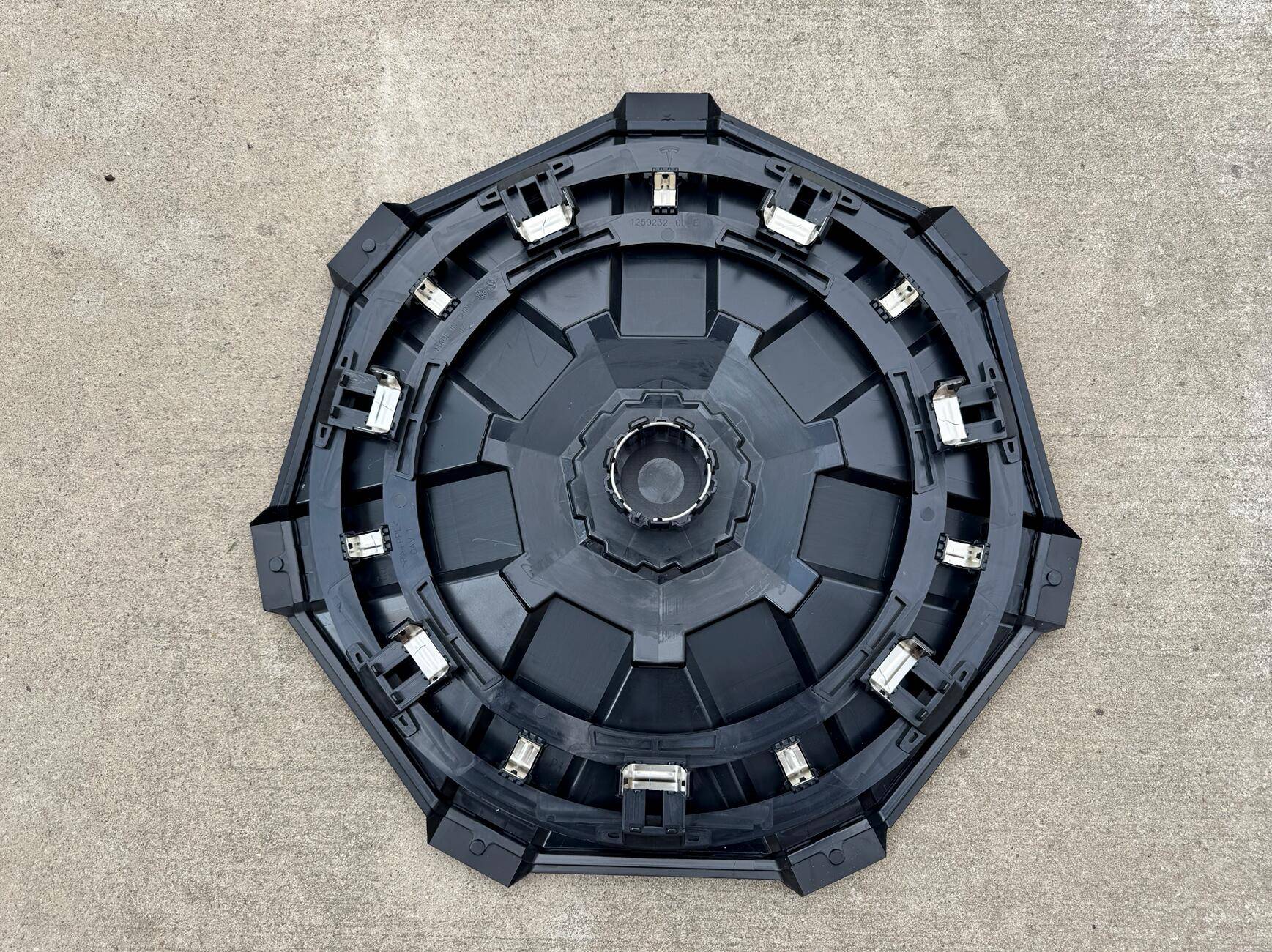 Tesla Cybertruck ✅ Step-by-step all-terrain aero wheel cover installation instructions Screen Shot 2024-11-01 at 5.55.38 PM