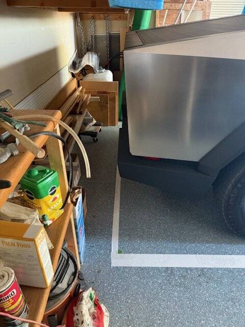 Tesla Cybertruck Home Garage Autopark Test 1: Success 🙌 (Used Tape to Mark Parking Spot) image0