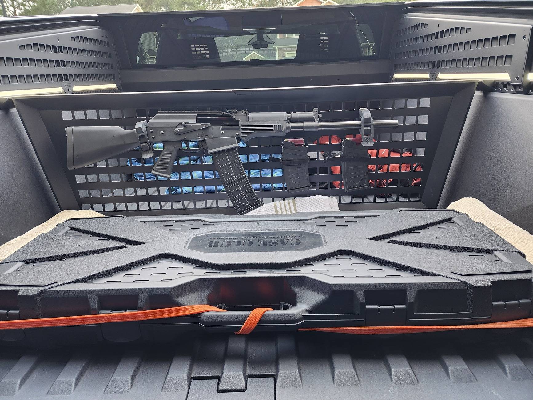 Tesla Cybertruck What to use to attach accessories to molle? 20240925_080730