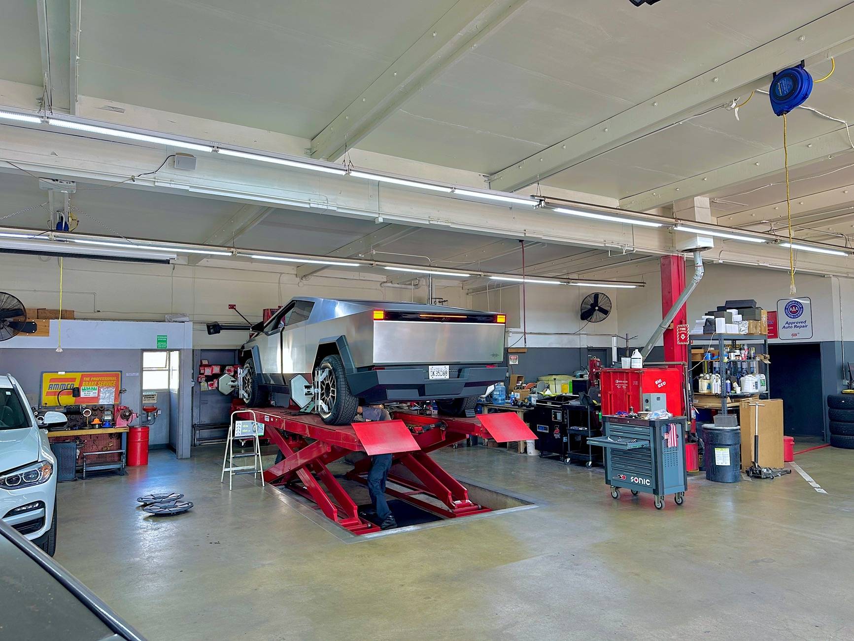 Tesla Cybertruck Wheel Alignment Locations? IMG_5821