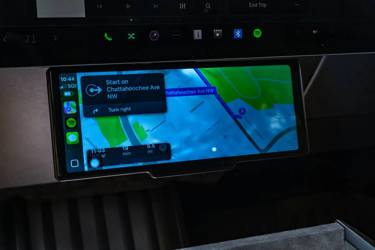 Cybertruck Carplay Screen Photos - Web-8.webp