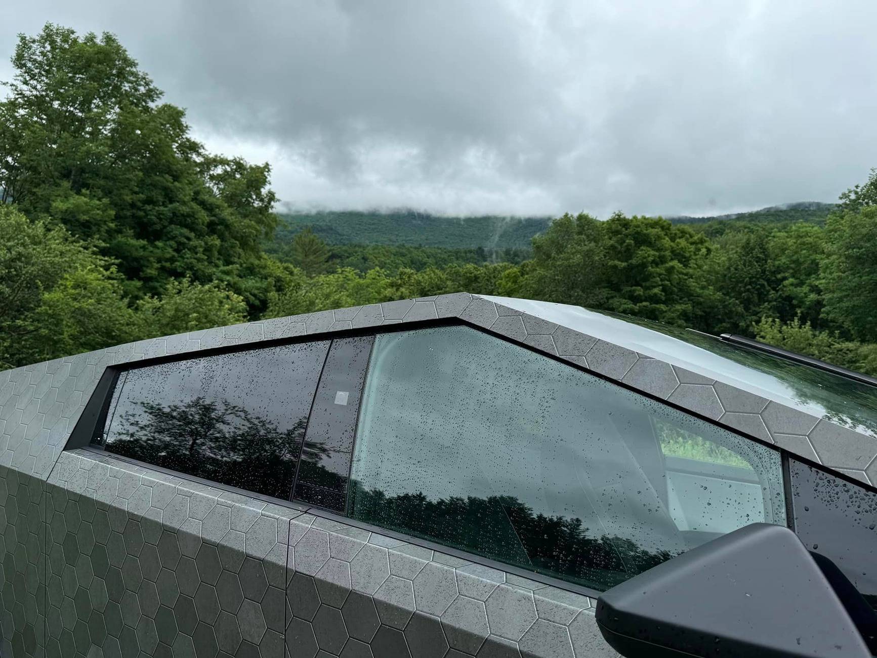 Tesla Cybertruck GREY / GRAY Vinyl Wrap & PPF Cybertruck -- Photos & Videos 465601278_10160734062252730_362046186932450662_n