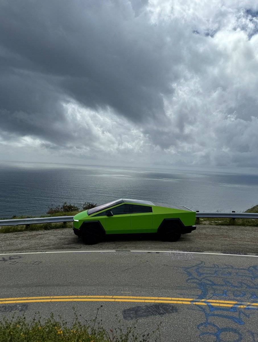 Tesla Cybertruck Daily random Cybertruck photos thread - Post Yours! 📸 🤳 GbvcVdDbIAAi39S